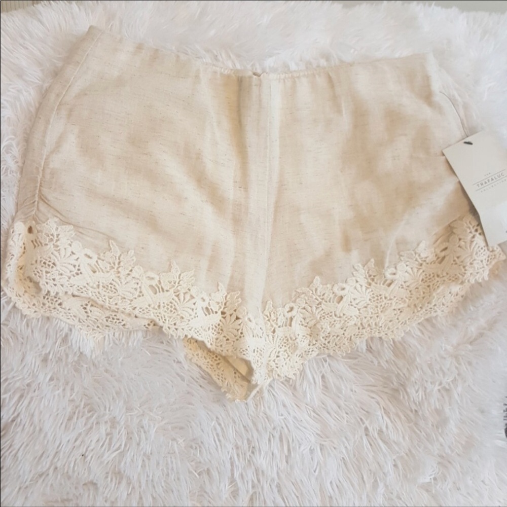 Zara Trafuluc XS Shorts NWT